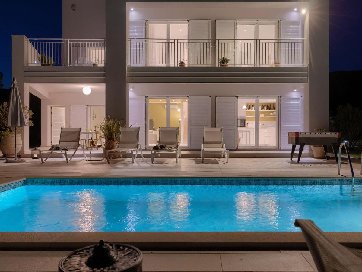 Villa Debora By Interhome Diminići エクステリア 写真
